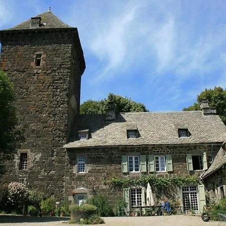 Pensjonat Chateau De Lescure 3*
