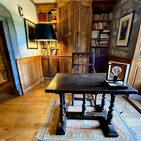 Chateau De Lescure 3* Saint-Martin-sous-Vigouroux