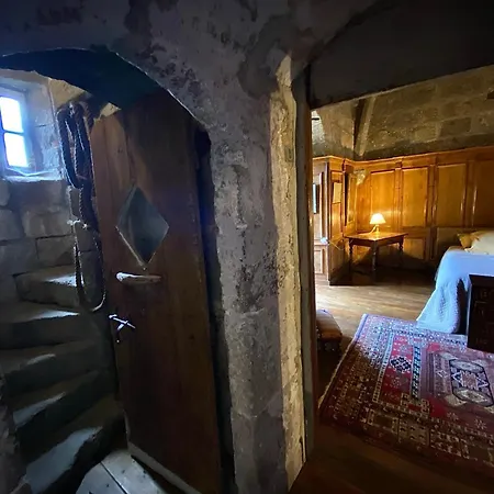 Pensjonat Chateau De Lescure 3*