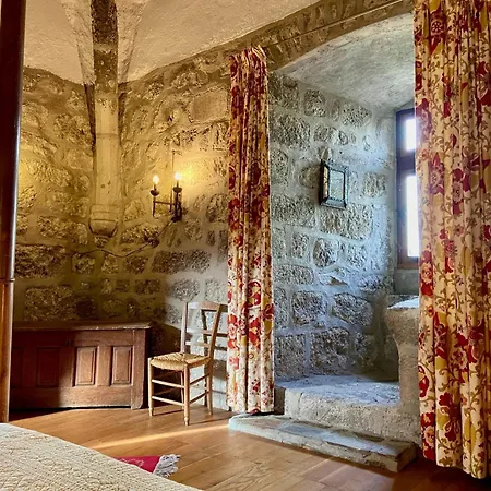 Chateau De Lescure Πανσιόν