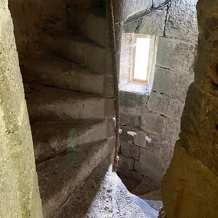 Pensjonat Chateau De Lescure