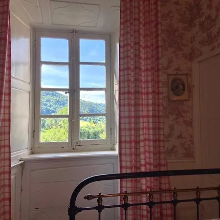 Pensjonat Chateau De Lescure 3*